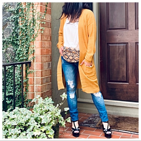 ✨LAST ONE✨Mustard chic knit side pockets Cardigan - Picture 2 of 8